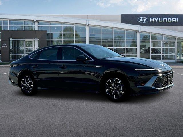 new 2025 Hyundai Sonata car, priced at $28,680