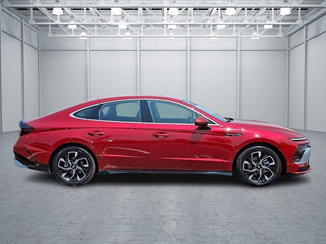 used 2024 Hyundai Sonata car, priced at $25,555