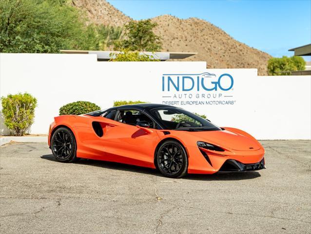 new 2025 McLaren Artura car, priced at $345,118