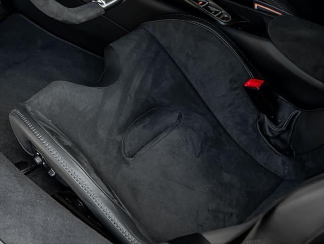 new 2025 McLaren Artura car, priced at $345,118