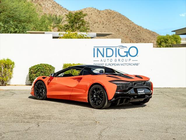 new 2025 McLaren Artura car, priced at $345,118