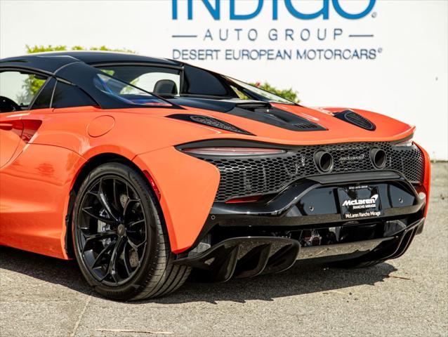 new 2025 McLaren Artura car, priced at $345,118