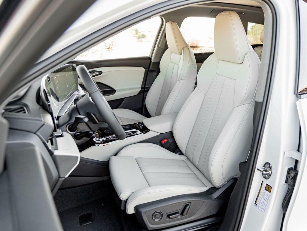 new 2025 Audi Q6 e-tron car, priced at $73,655