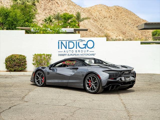 new 2025 McLaren Artura car, priced at $322,508