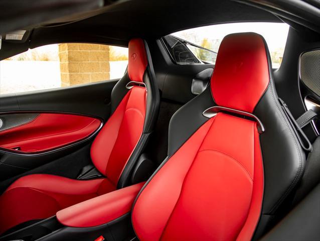 new 2025 McLaren Artura car, priced at $322,508