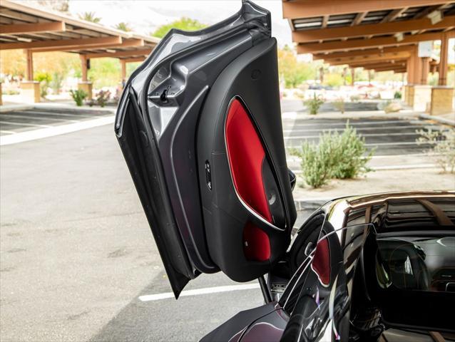 new 2025 McLaren Artura car, priced at $322,508