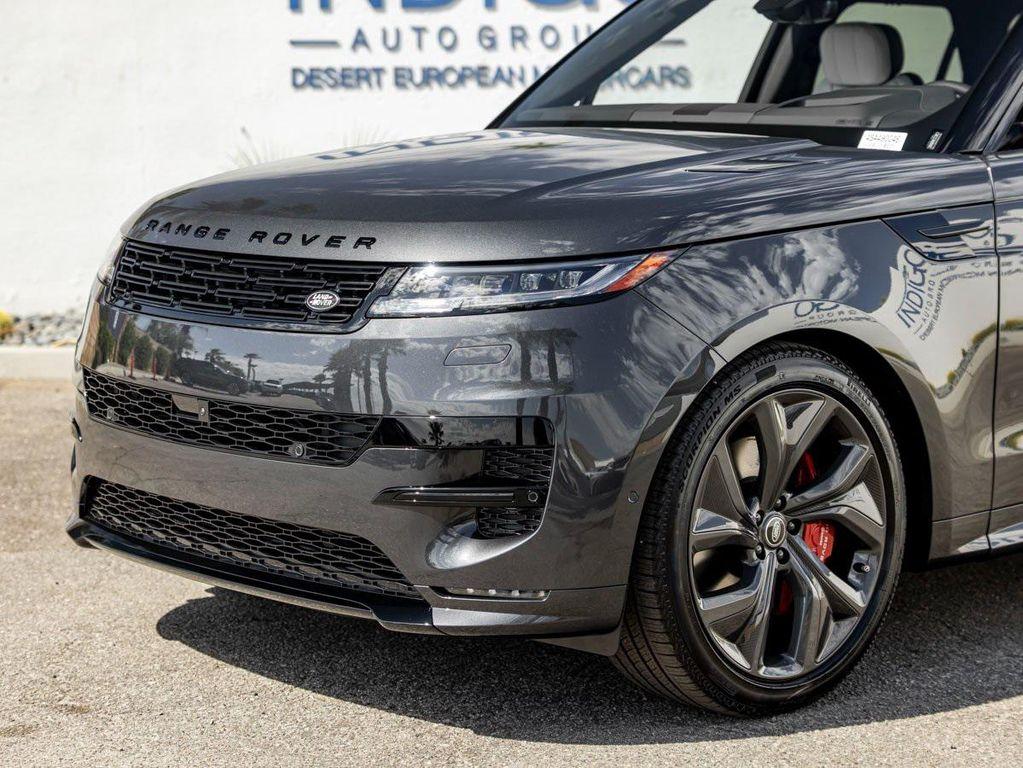 new 2025 Land Rover Range Rover Sport car, priced at $130,695