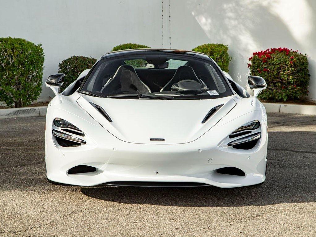 new 2025 McLaren 750S car, priced at $449,870