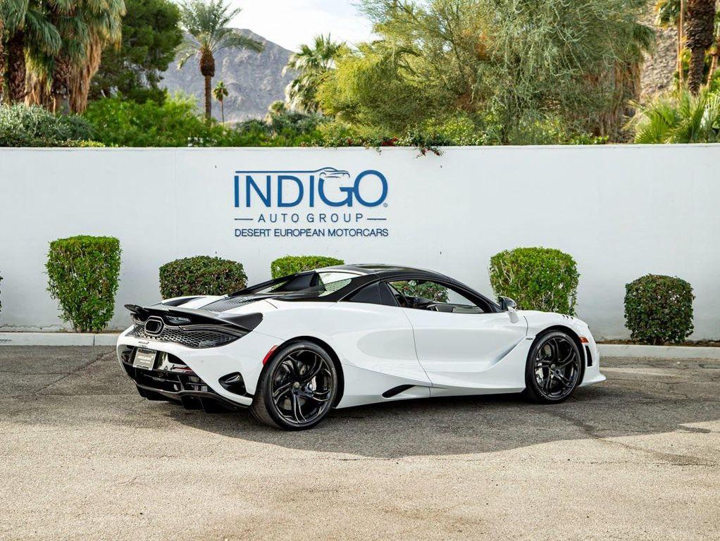 new 2025 McLaren 750S car, priced at $449,870