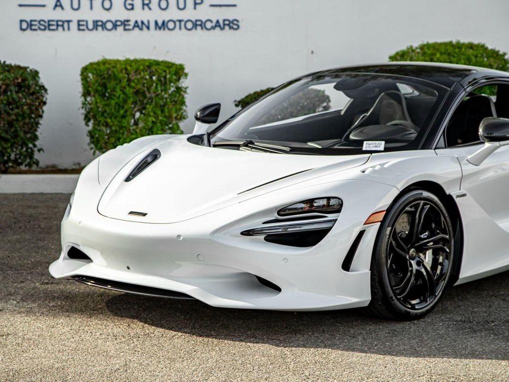 new 2025 McLaren 750S car, priced at $449,870