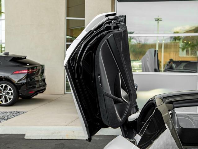 new 2025 McLaren 750S car, priced at $449,870