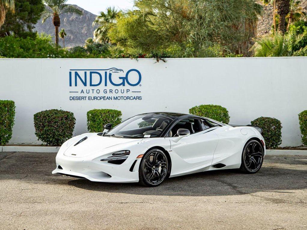 new 2025 McLaren 750S car, priced at $449,870