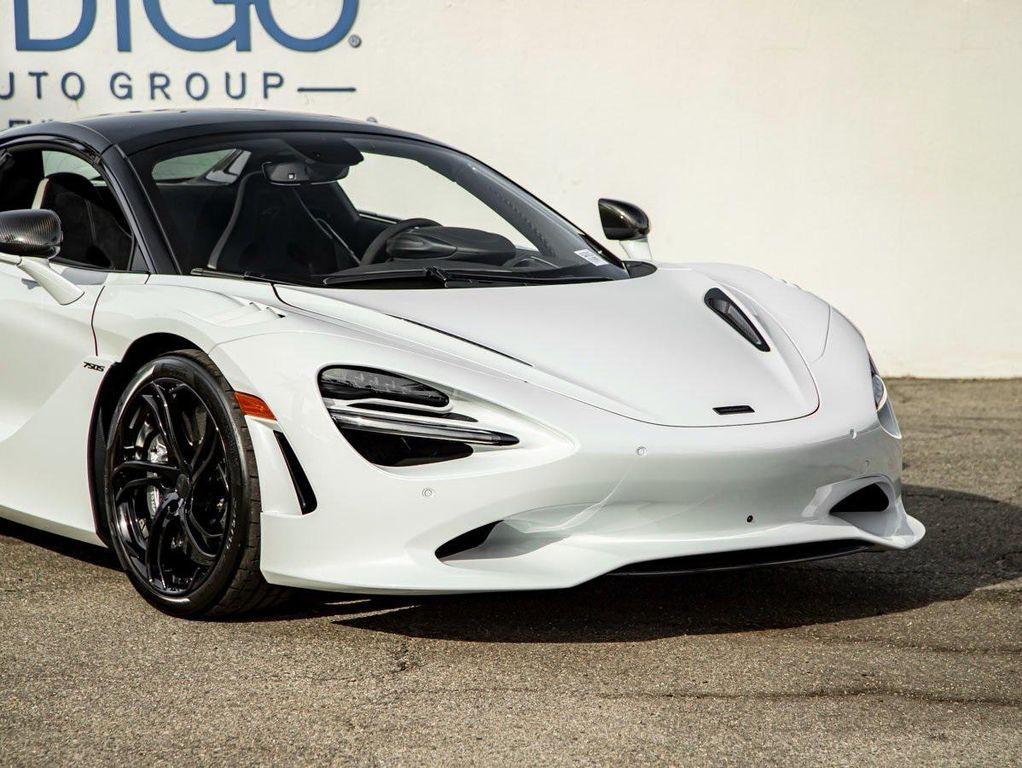 new 2025 McLaren 750S car, priced at $449,870