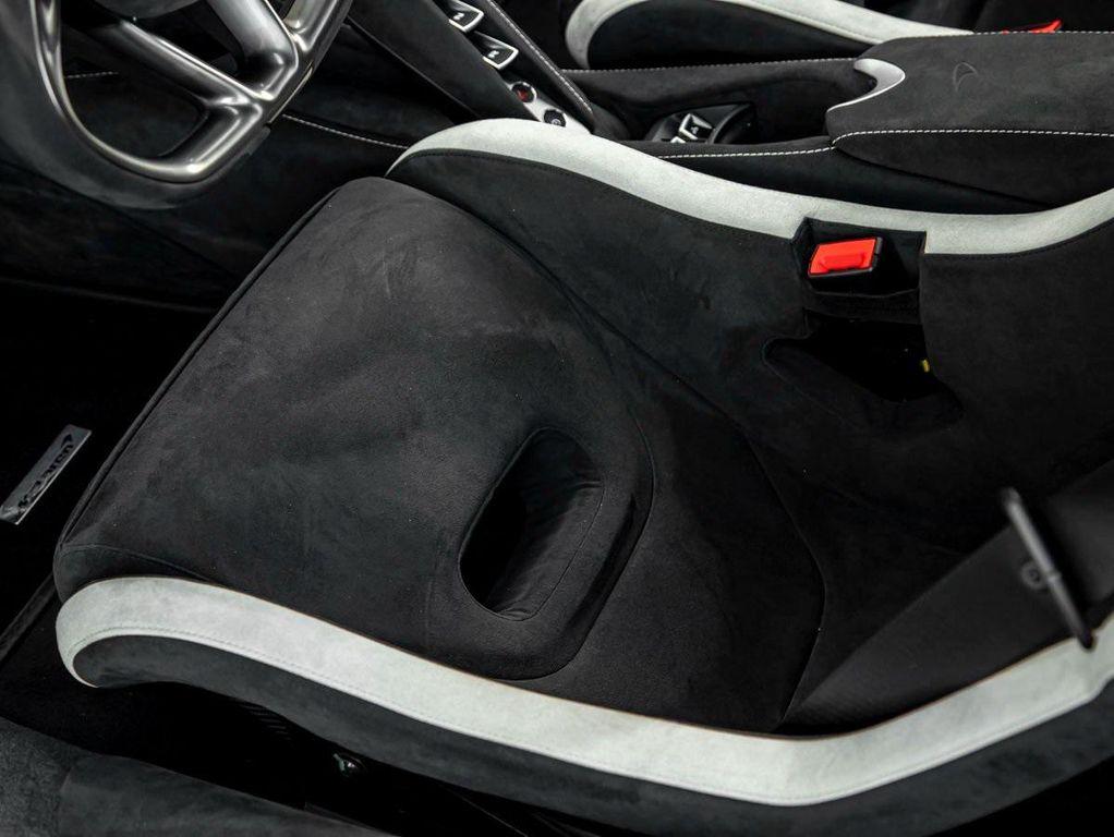 new 2025 McLaren 750S car, priced at $449,870