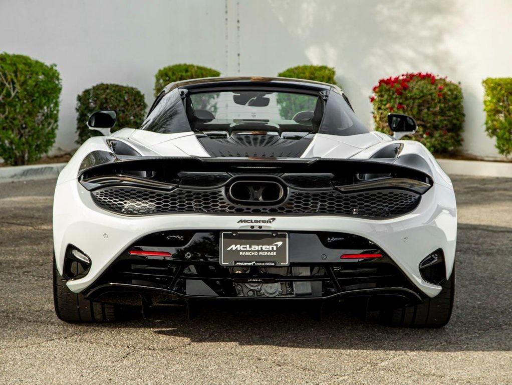 new 2025 McLaren 750S car, priced at $449,870