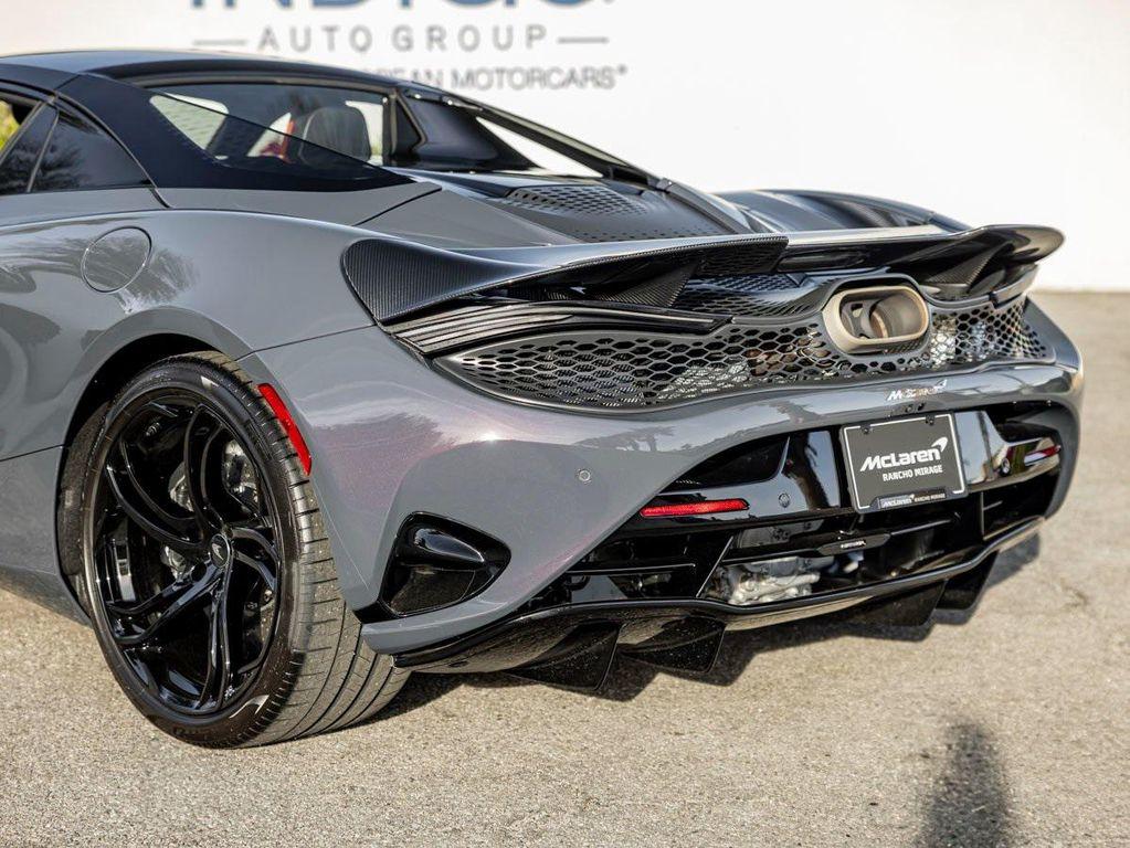 new 2025 McLaren 750S car, priced at $471,000