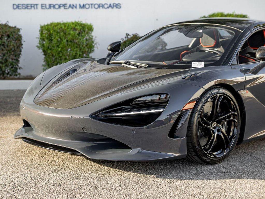 new 2025 McLaren 750S car, priced at $471,000