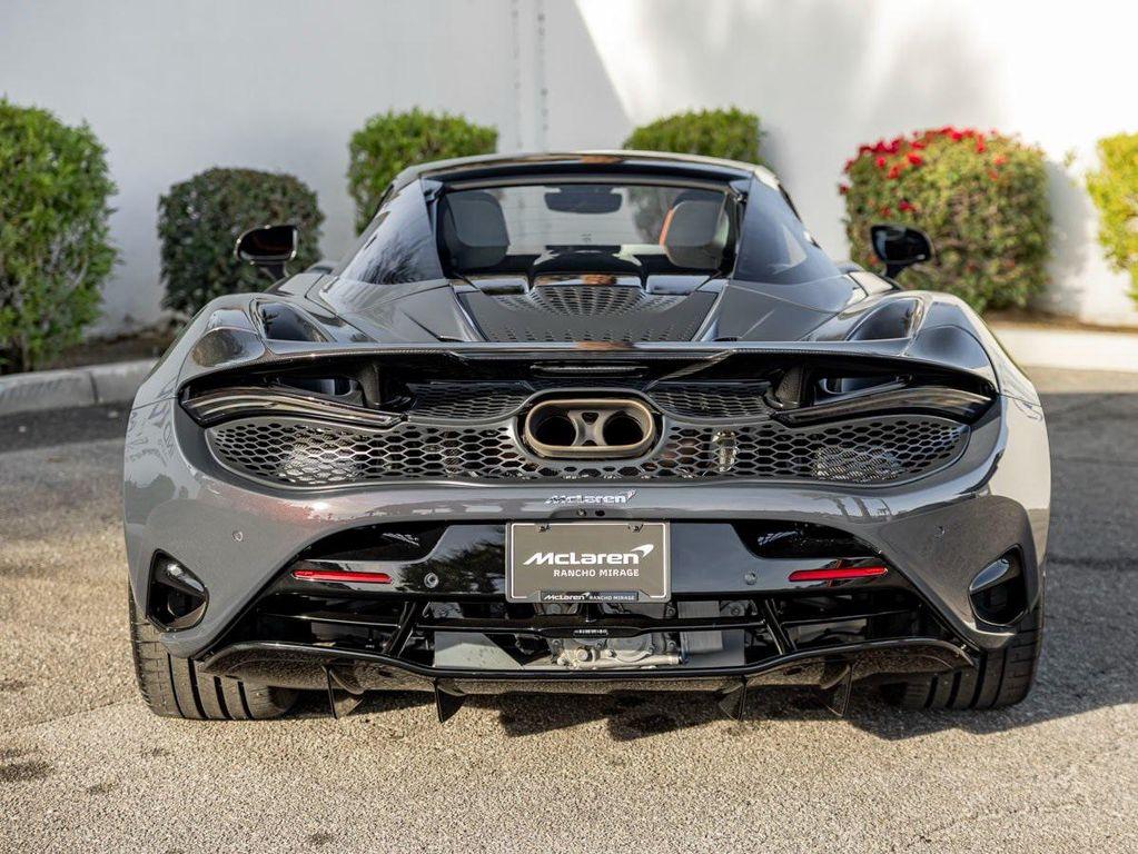 new 2025 McLaren 750S car, priced at $471,000