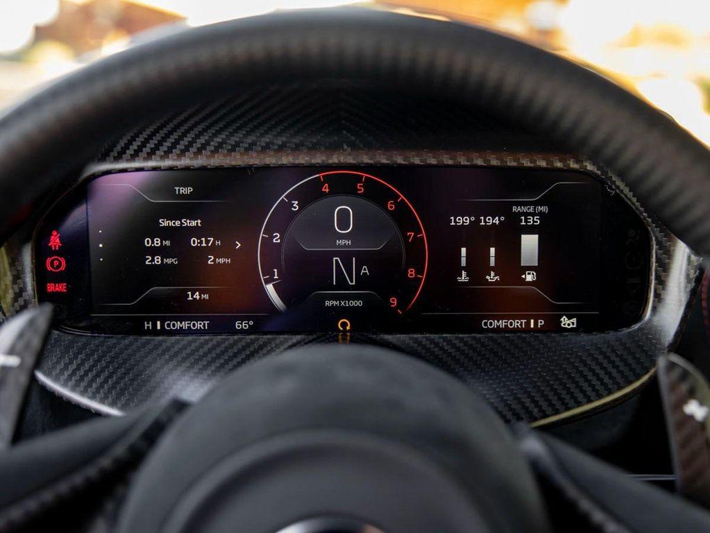 new 2025 McLaren 750S car, priced at $471,000