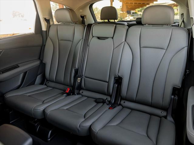 used 2025 Audi Q7 car, priced at $61,998