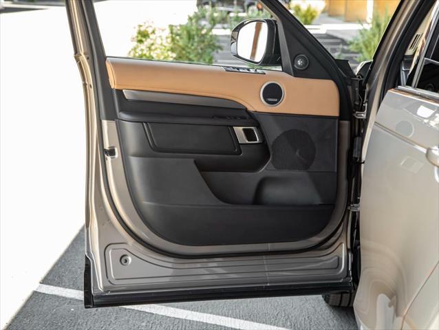 new 2025 Land Rover Discovery car, priced at $85,328