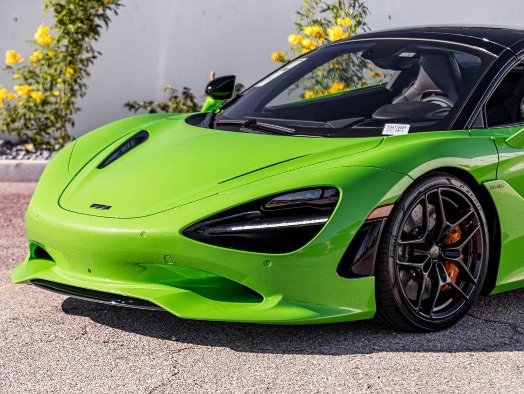 new 2025 McLaren 750S car, priced at $426,090