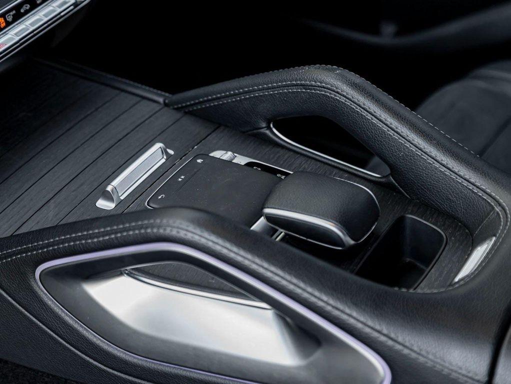 used 2020 Mercedes-Benz GLE 350 car, priced at $33,990