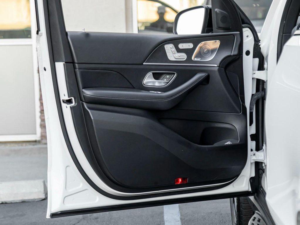 used 2020 Mercedes-Benz GLE 350 car, priced at $33,990