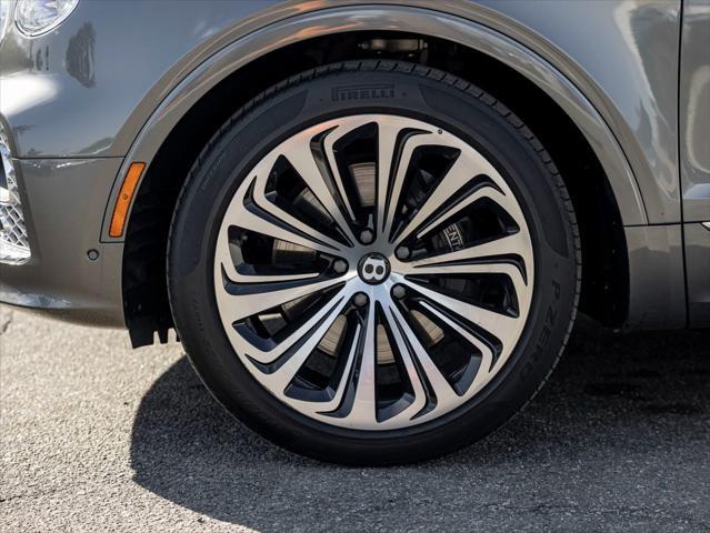 used 2022 Bentley Bentayga car, priced at $159,990