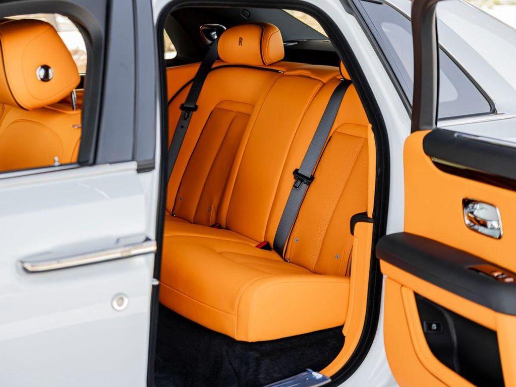 new 2025 Rolls-Royce Ghost car, priced at $433,750