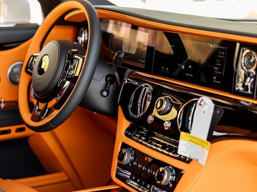 new 2025 Rolls-Royce Ghost car, priced at $433,750