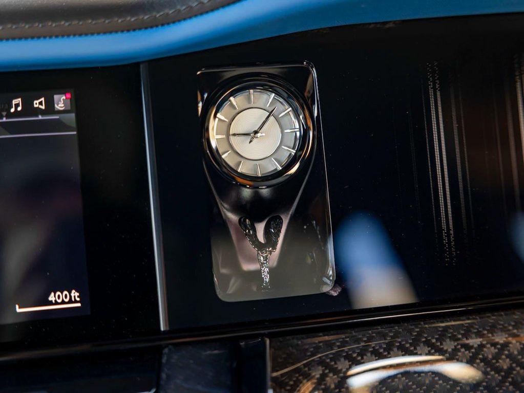 new 2025 Rolls-Royce Cullinan car, priced at $644,100