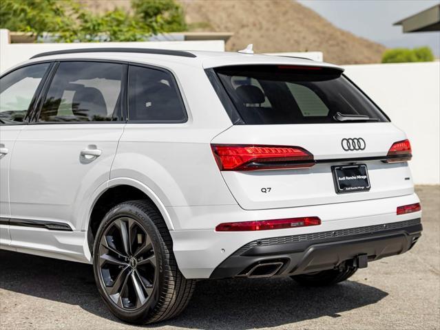 new 2025 Audi Q7 car, priced at $75,160