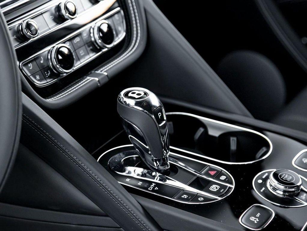 new 2024 Bentley Bentayga car, priced at $255,675