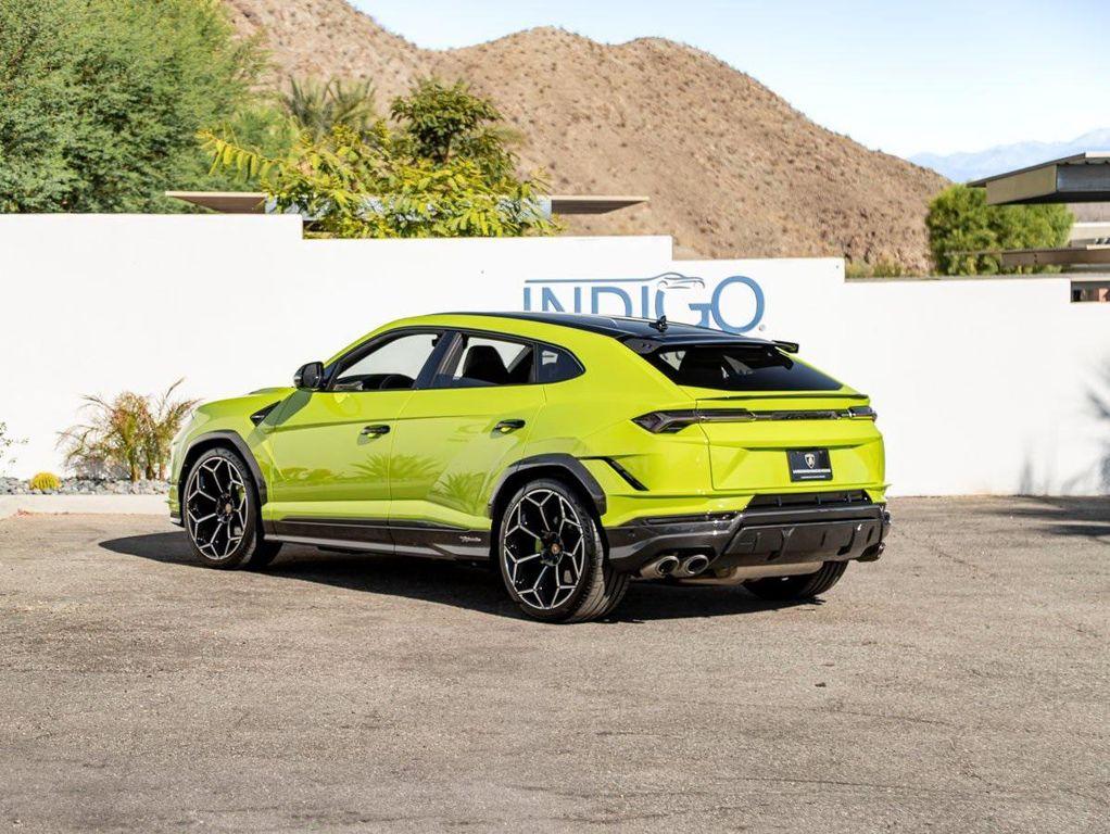 used 2023 Lamborghini Urus car, priced at $295,990