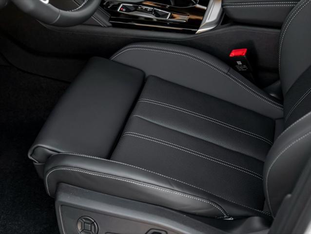 new 2025 Audi Q5 car, priced at $60,680