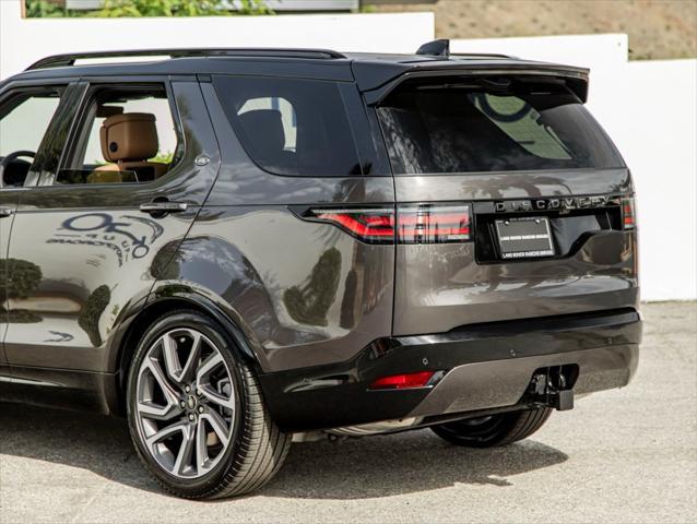 new 2024 Land Rover Discovery car, priced at $85,268