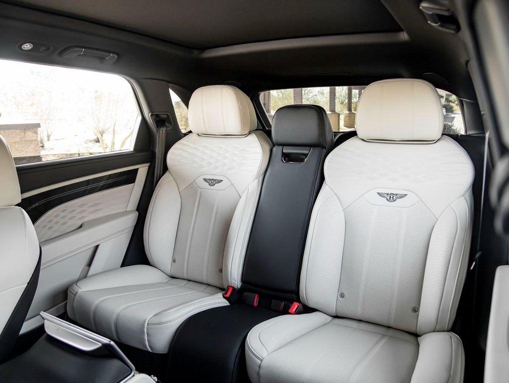 new 2024 Bentley Bentayga car, priced at $298,830