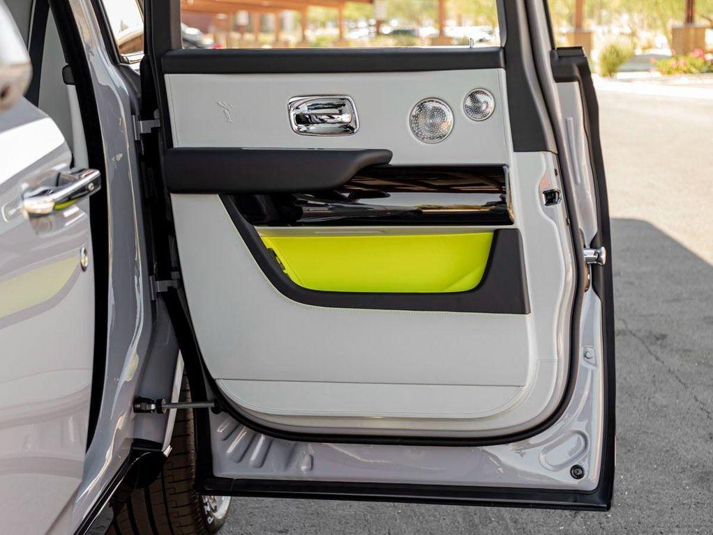 new 2025 Rolls-Royce Cullinan car, priced at $525,775
