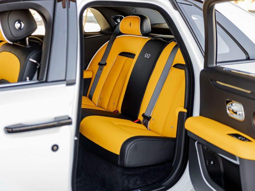 new 2025 Rolls-Royce Ghost car, priced at $516,775