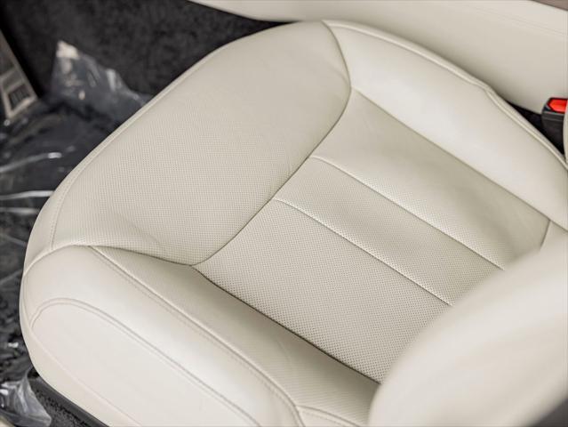 used 2022 Land Rover Range Rover car, priced at $107,926
