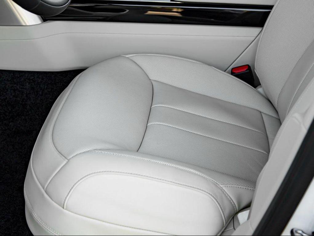 new 2025 Land Rover Range Rover car, priced at $119,185