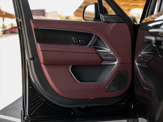 new 2025 Land Rover Range Rover car, priced at $172,090