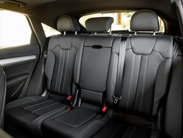 new 2025 Audi Q5 car, priced at $63,460
