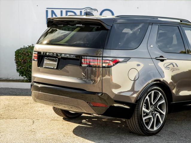 new 2025 Land Rover Discovery car, priced at $78,128