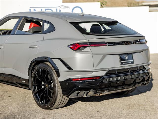 used 2023 Lamborghini Urus car, priced at $269,990