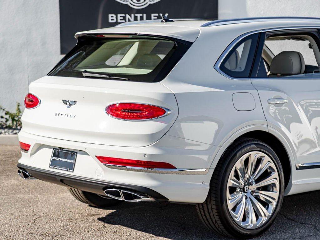 new 2025 Bentley Bentayga car, priced at $268,260