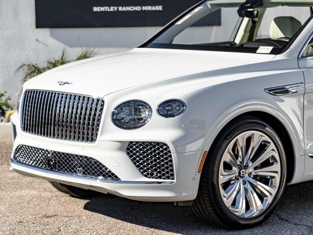 new 2025 Bentley Bentayga car, priced at $268,260