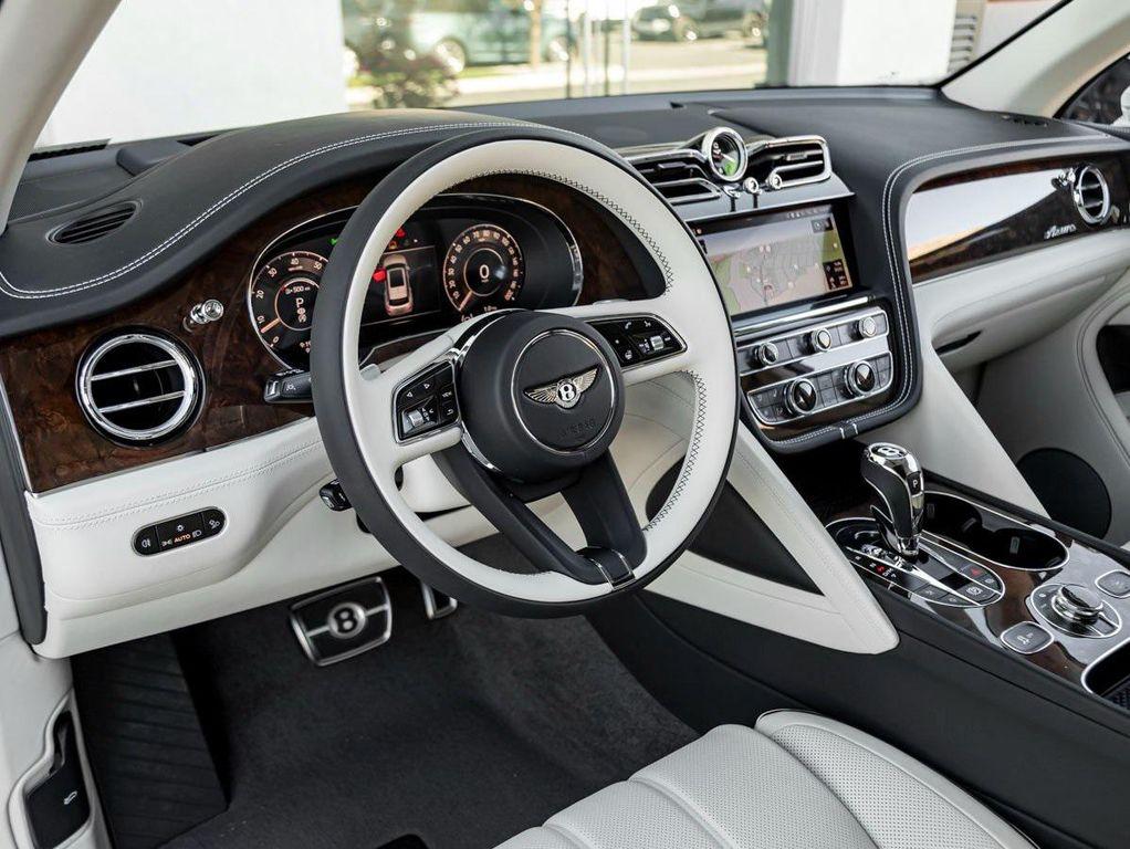 new 2025 Bentley Bentayga car, priced at $268,260
