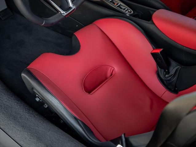 new 2025 McLaren Artura car, priced at $346,318